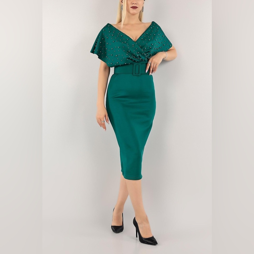 Emerald green midi dress